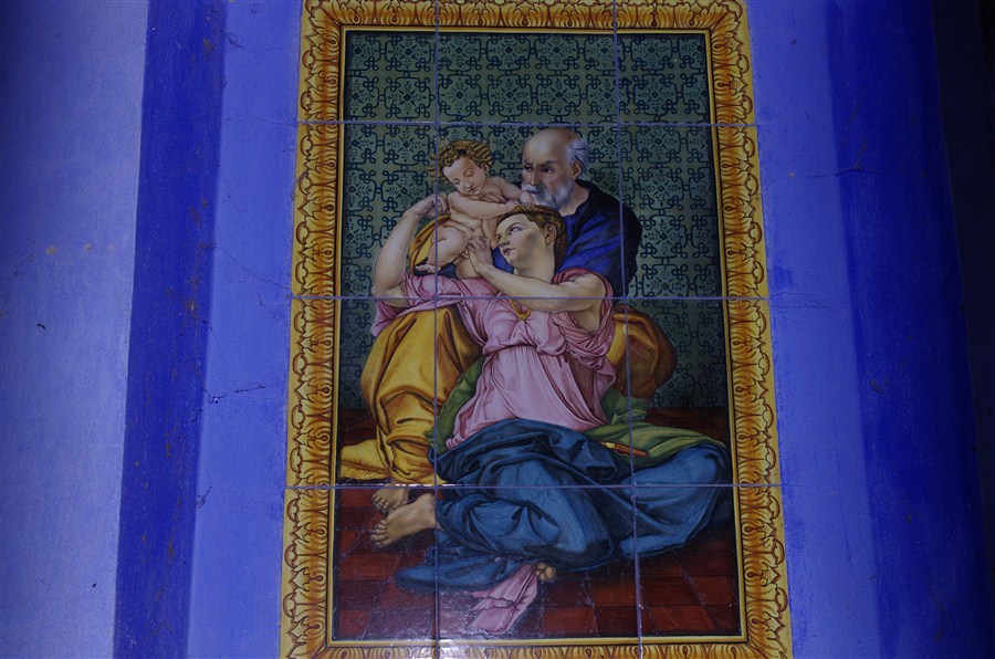 Capella - Maiolica Virgin Mary